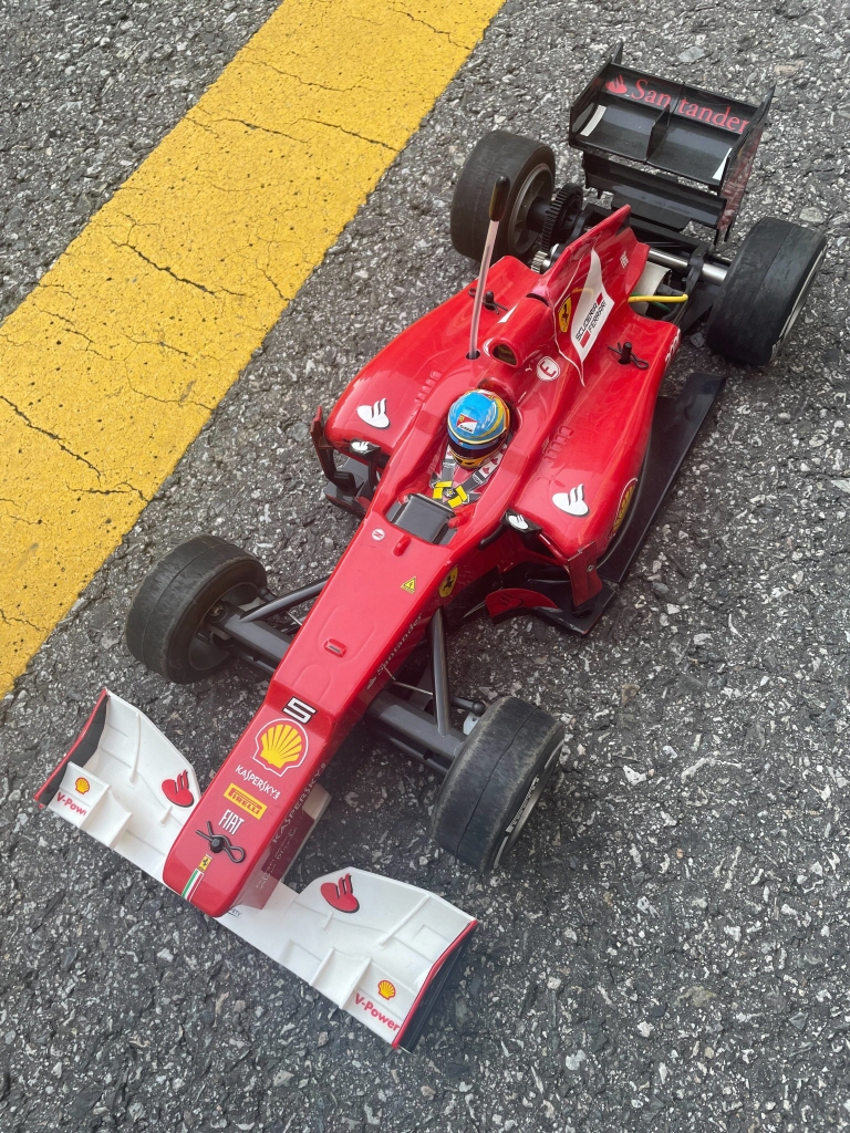 Tamiya F1 Ferrari RC 58559  (Hit:587)